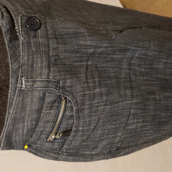 Blue grey stretch capri's - Picture 2 of 5